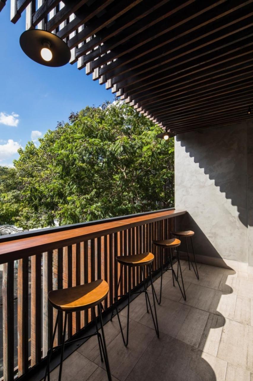 Triple E Hotel Fine Art Museum Ho Chi Minh City Exterior photo