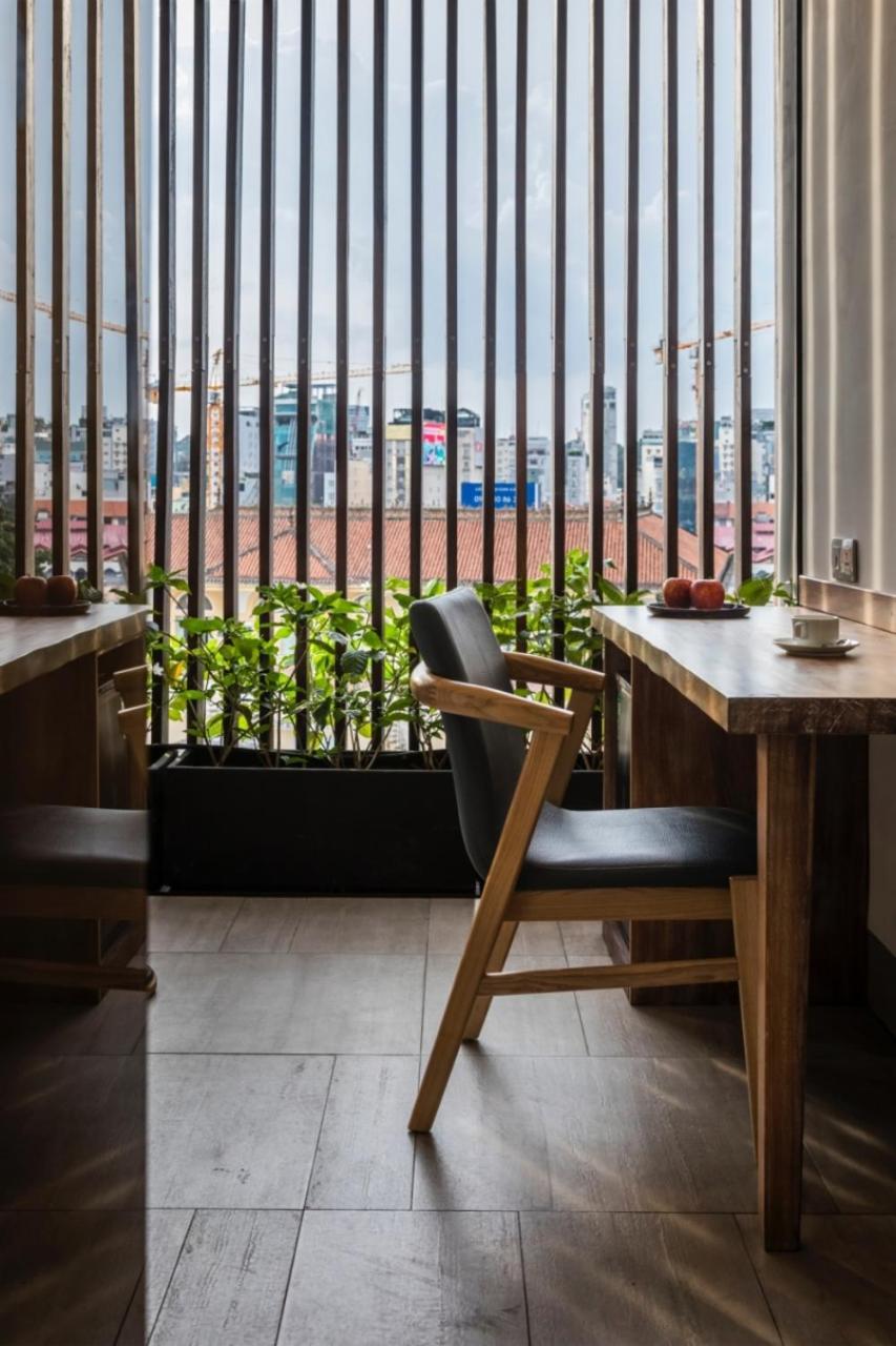 Triple E Hotel Fine Art Museum Ho Chi Minh City Exterior photo