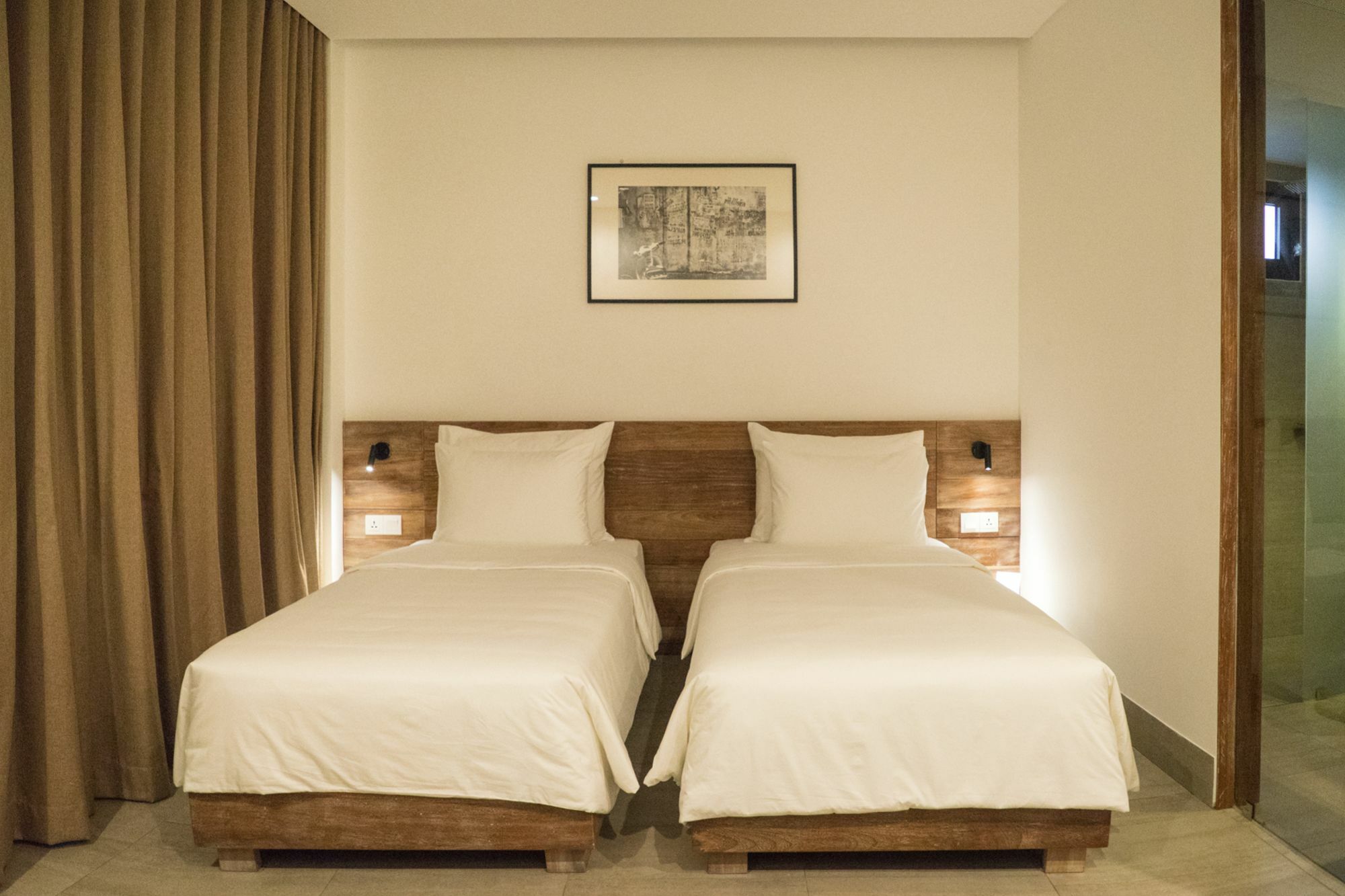 Triple E Hotel Fine Art Museum Ho Chi Minh City Exterior photo