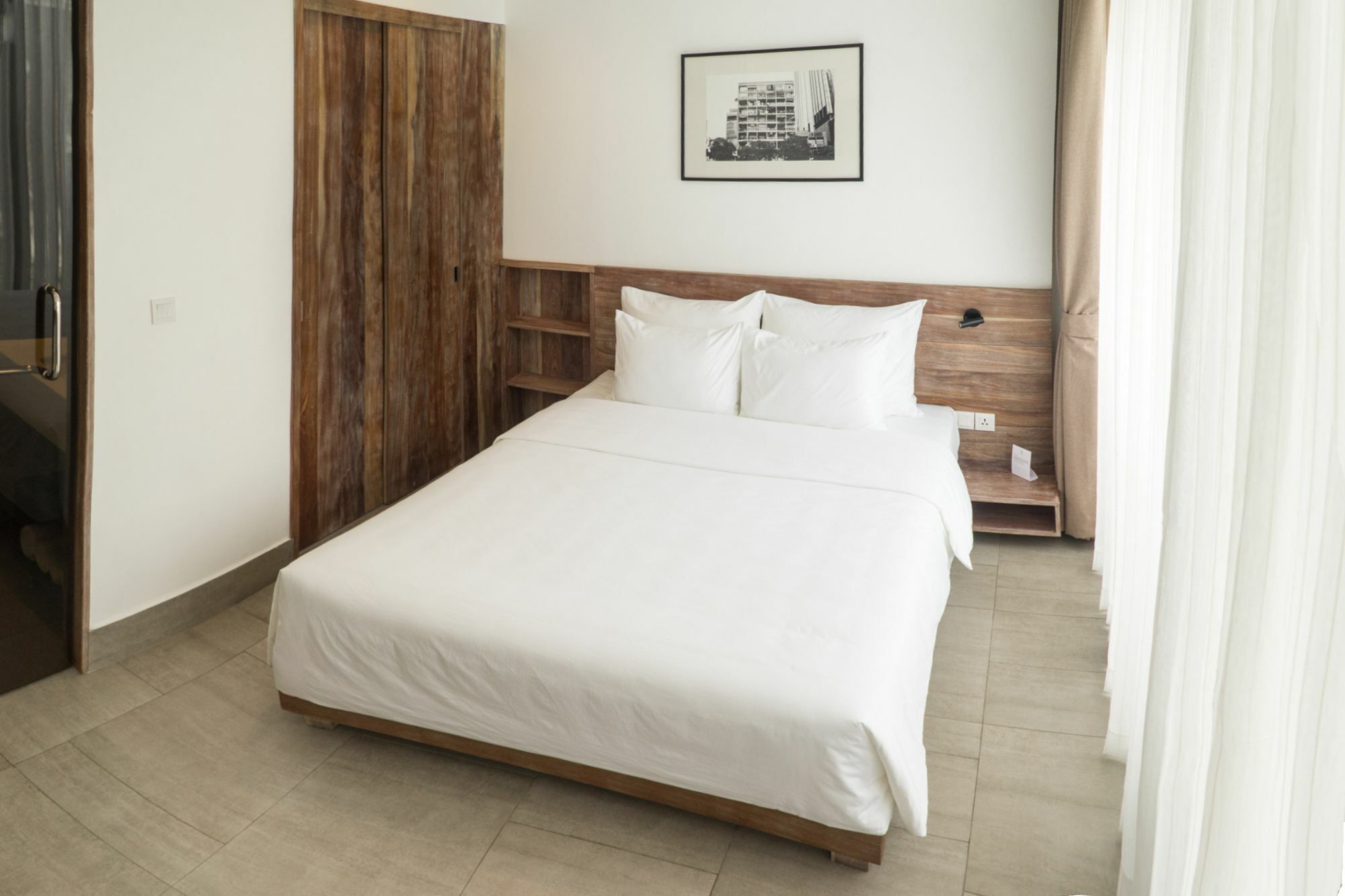 Triple E Hotel Fine Art Museum Ho Chi Minh City Exterior photo