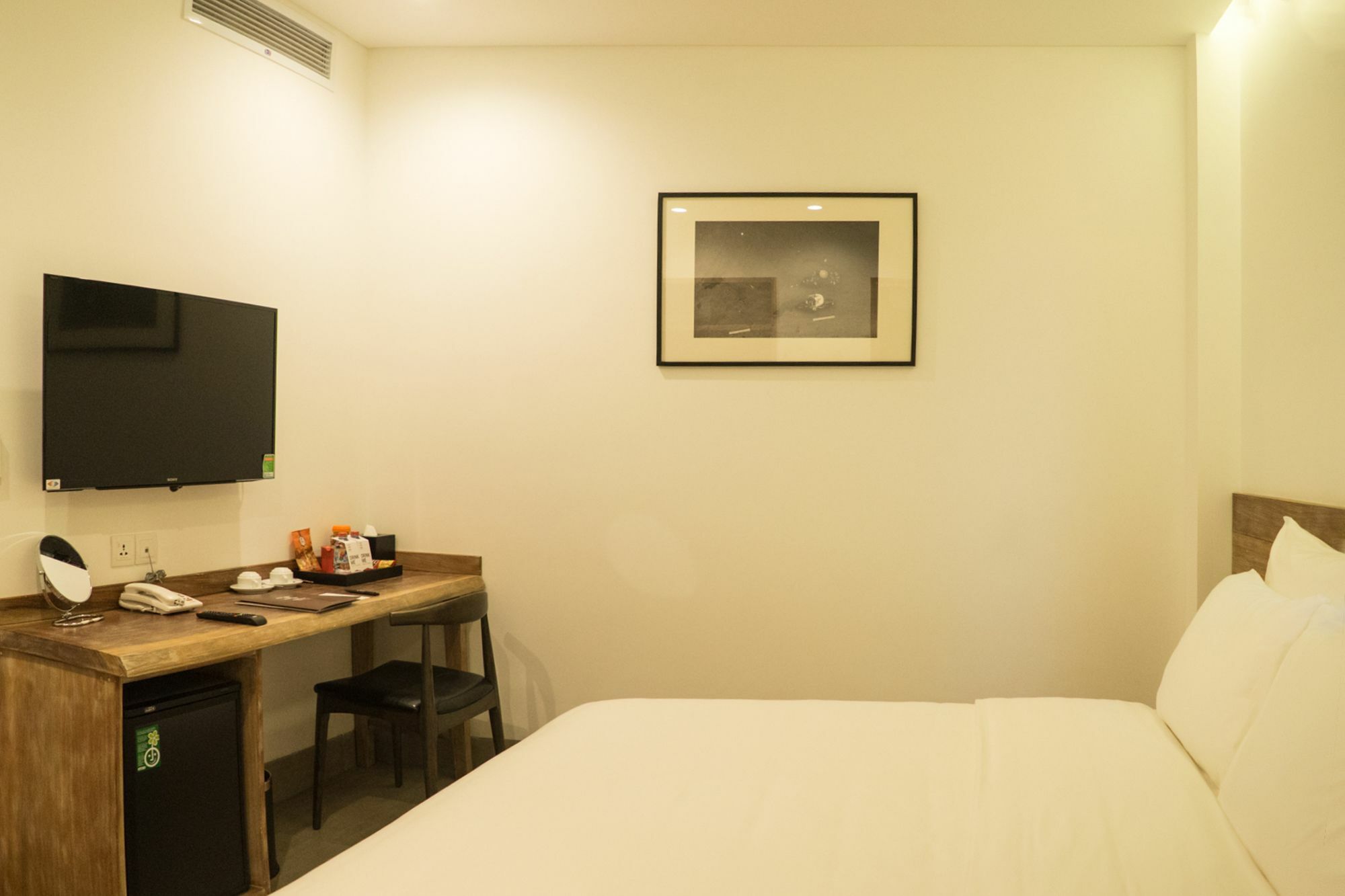 Triple E Hotel Fine Art Museum Ho Chi Minh City Exterior photo